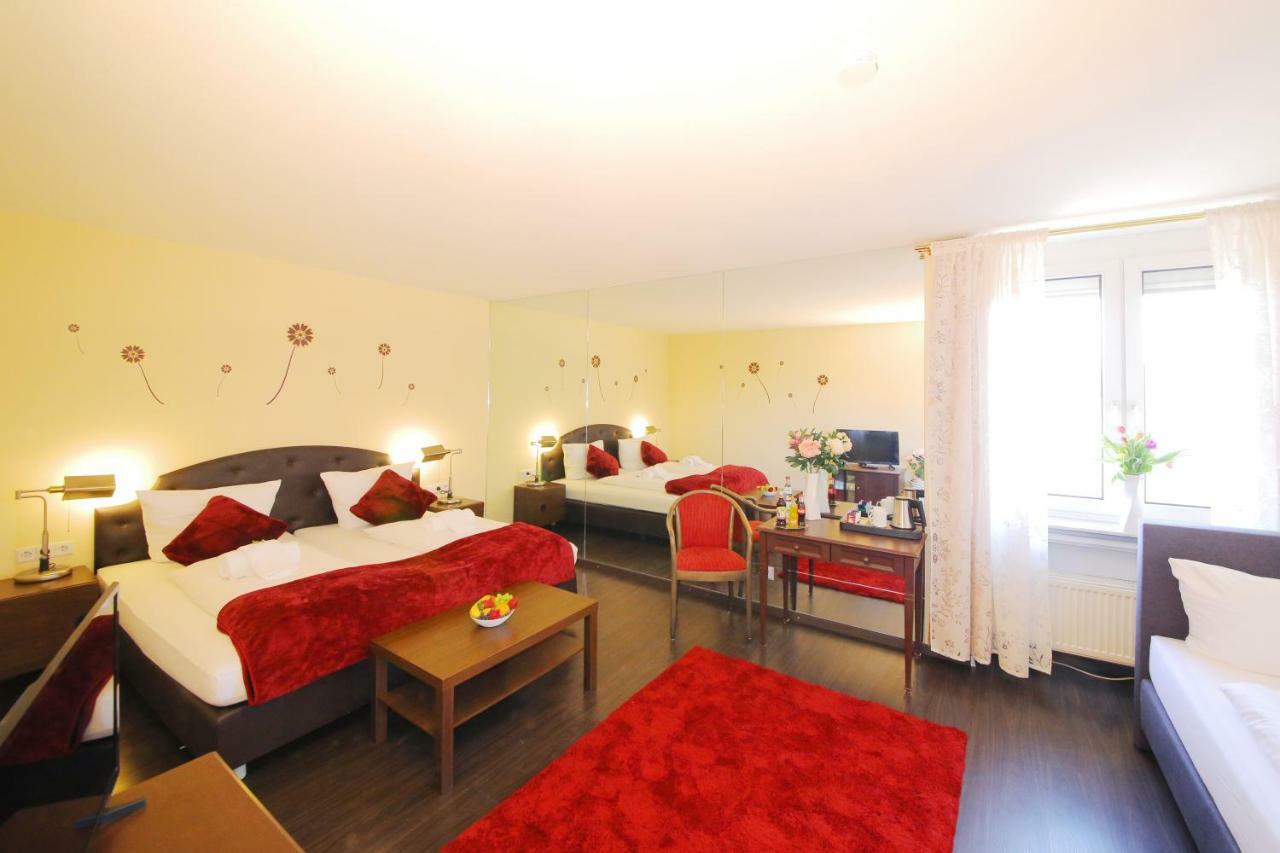 Hotel Kick Rauenberg  Екстериор снимка