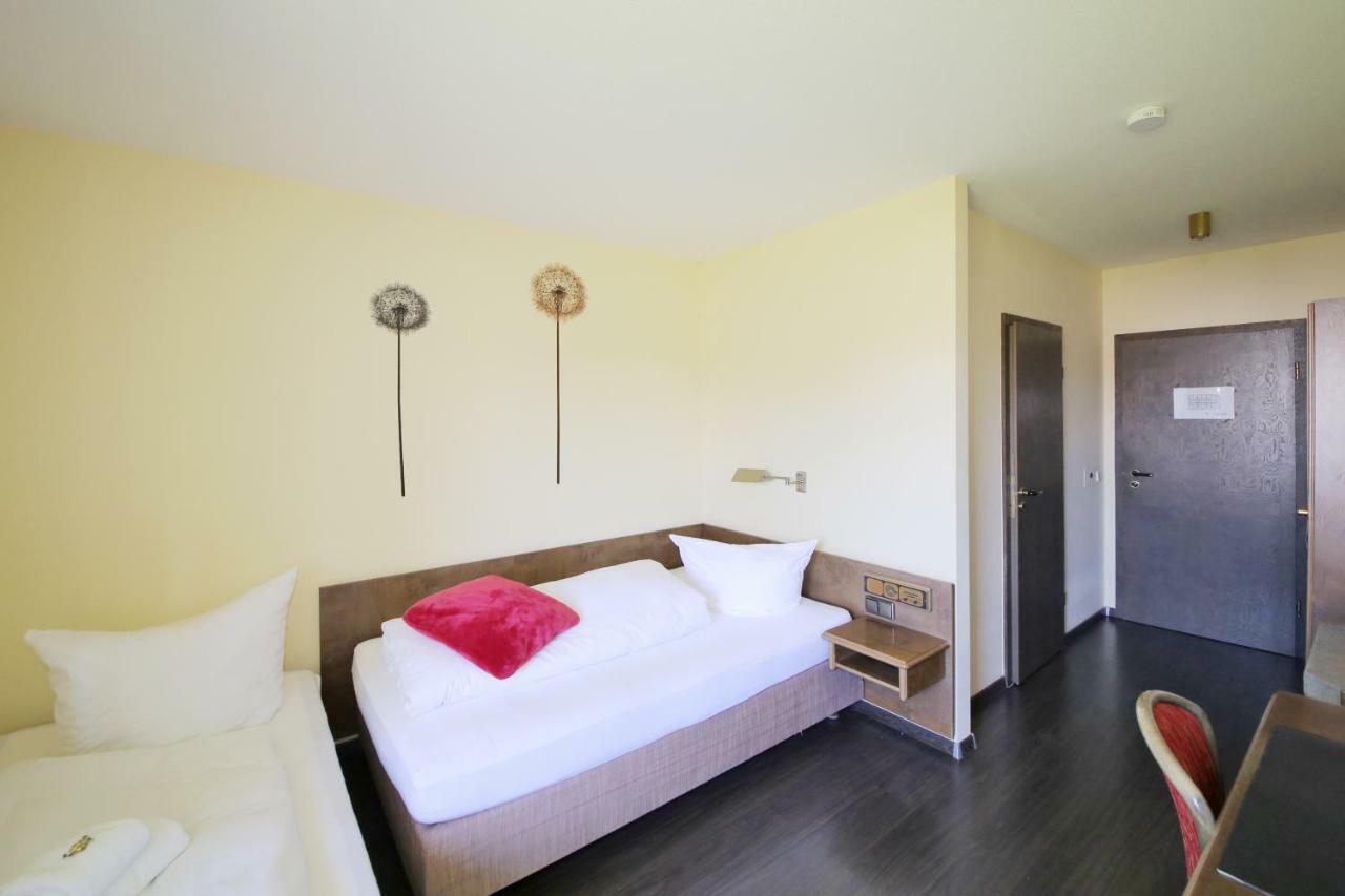 Hotel Kick Rauenberg  Екстериор снимка